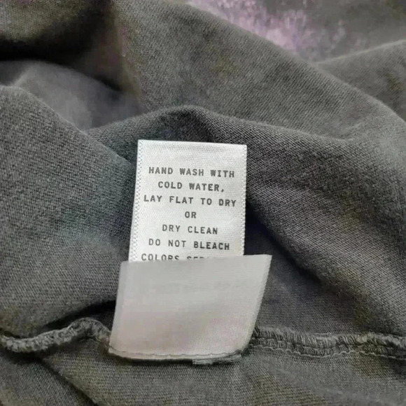 Daydreamer Black Whitney Houston Graphic Tee - Picture 12 of 14